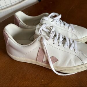 Veja White Sneakers - worn ONCE -